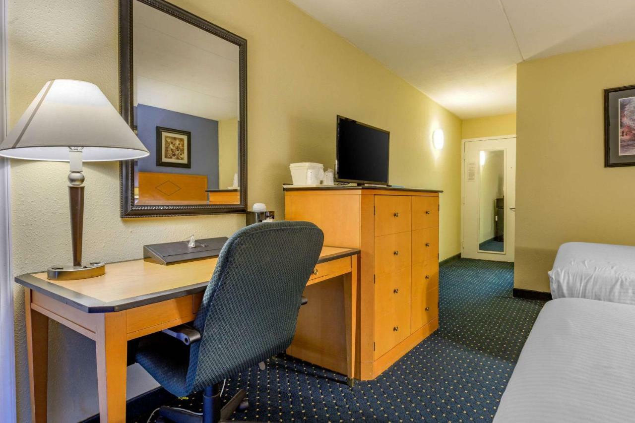 Aire Hotel Lebanon Hershey מראה חיצוני תמונה