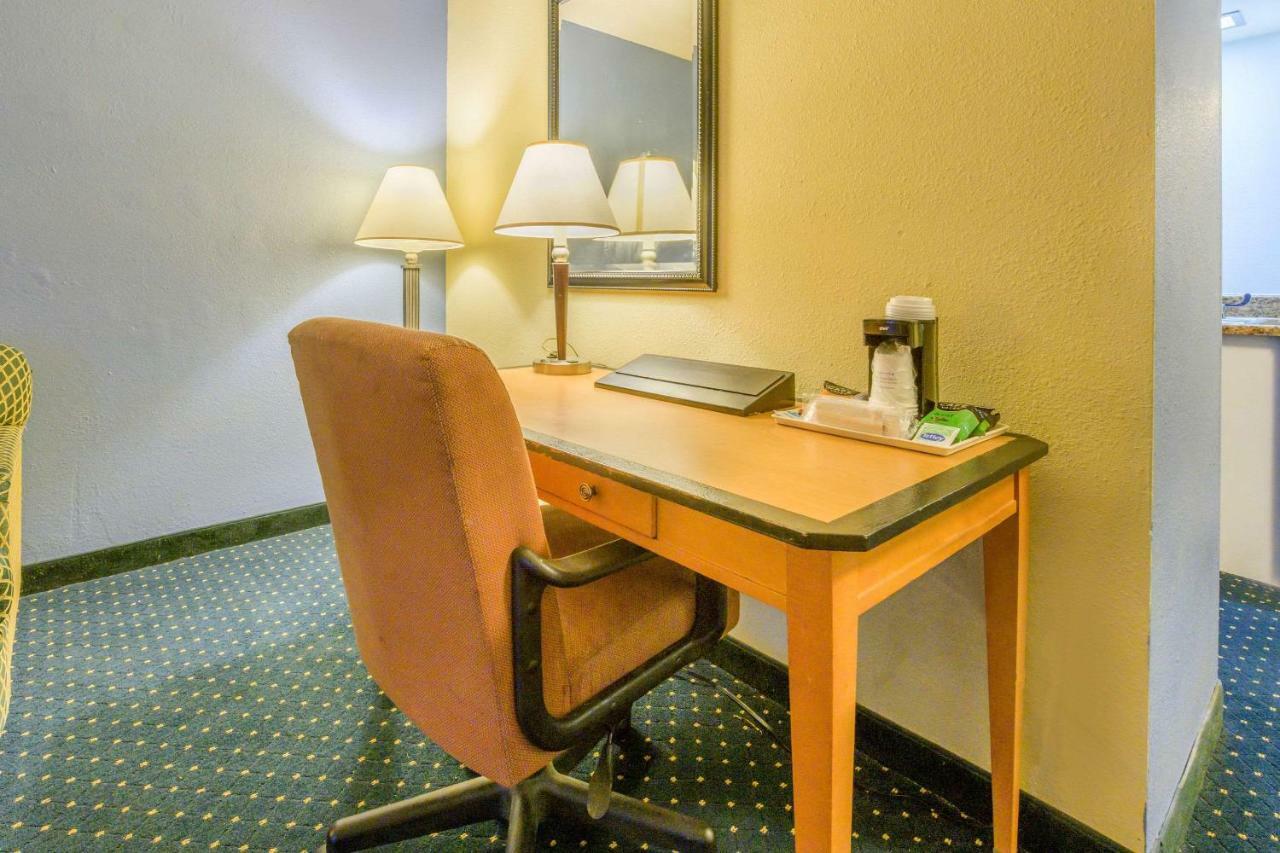 Aire Hotel Lebanon Hershey מראה חיצוני תמונה
