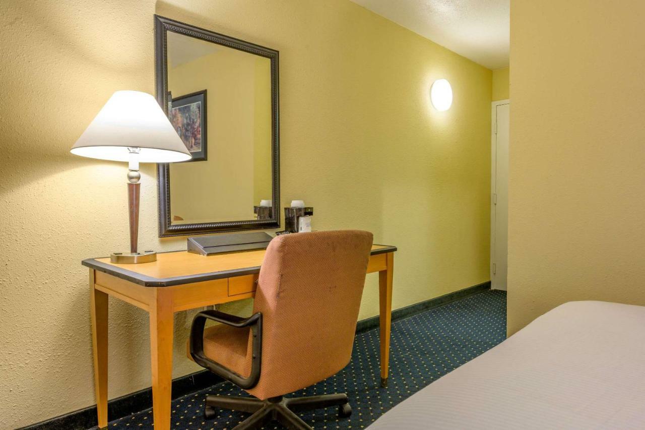 Aire Hotel Lebanon Hershey מראה חיצוני תמונה